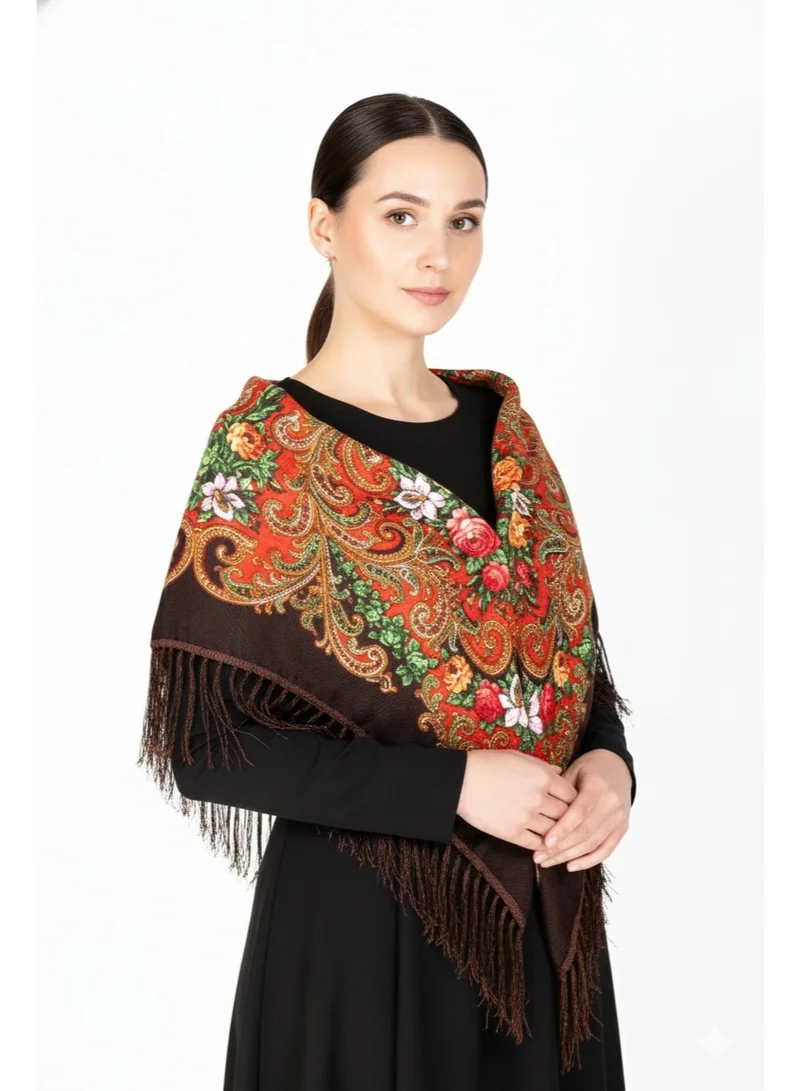 بيداني شال خريفي عتيق بنقوش زهور وحدود بنية داكنة